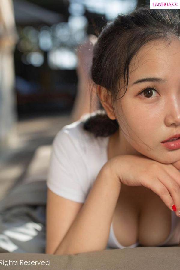 徐微微  [XIUREN]高清写真图 2019.07.31 徐微微mia第24张图片